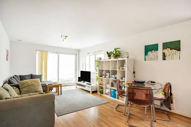 3 bedroom flat — Eric Street, London, E3 4HG