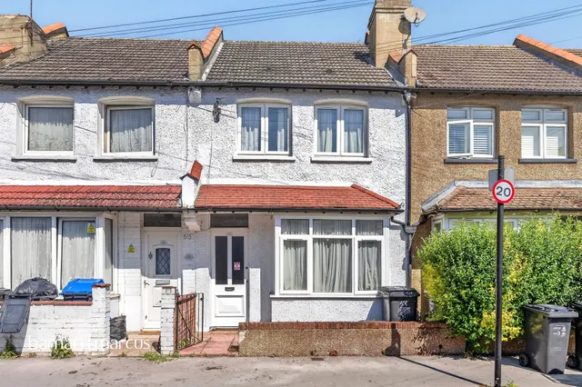 Lakehall Road, Thornton Heath, CR7, photo 1