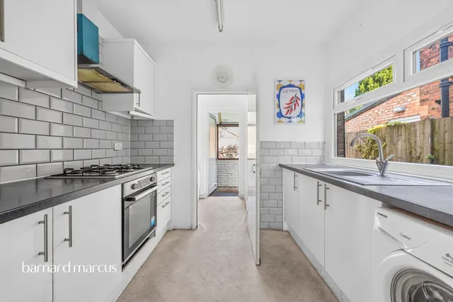 Lakehall Road, Thornton Heath, CR7, photo 2