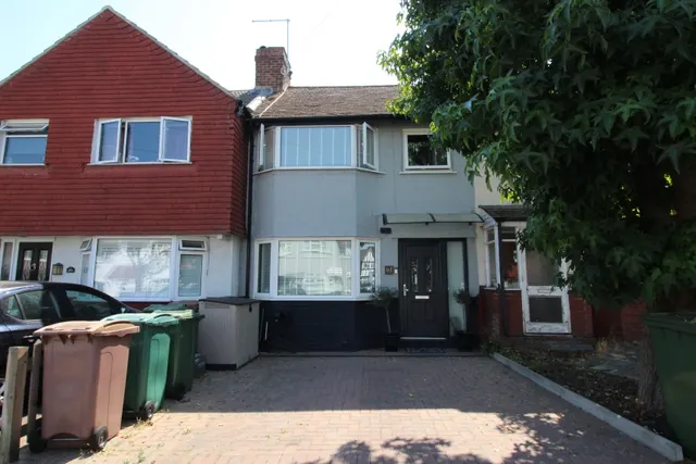 Buckland Way, WORCESTER PARK, Surrey, Worcester Park, KT48NT, photo 1