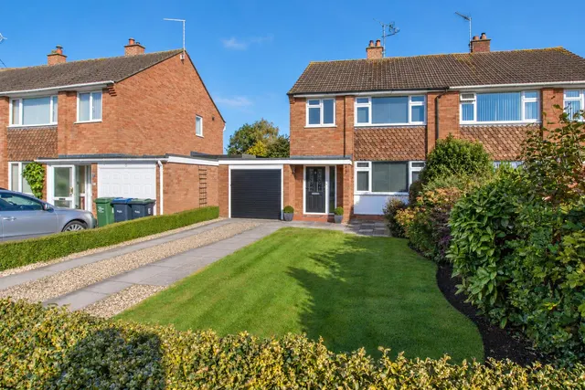 Goughs Way, Royal Wootton Bassett, photo 1