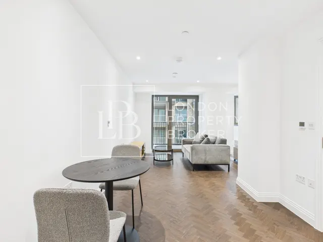 Eden Place, London, E16, photo 3