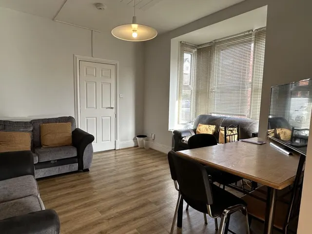 West Parade, Lincoln, LN1, photo 3