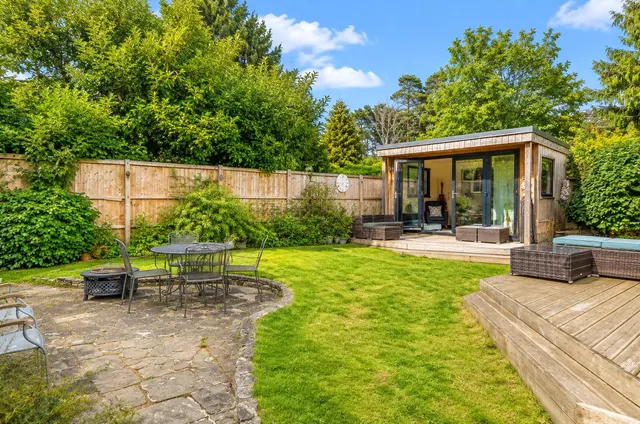 Goodwood Close, Burghfield Common, Reading, Berkshire, RG7 3EZ, photo 1