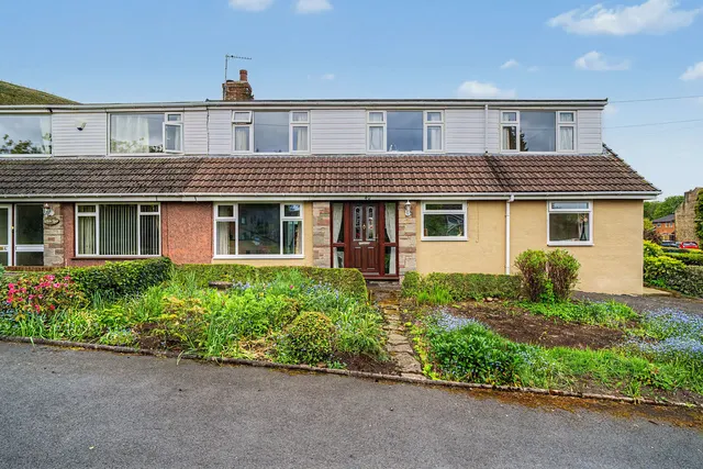 Halifax Road, Littleborough OL15 0HB, photo 1