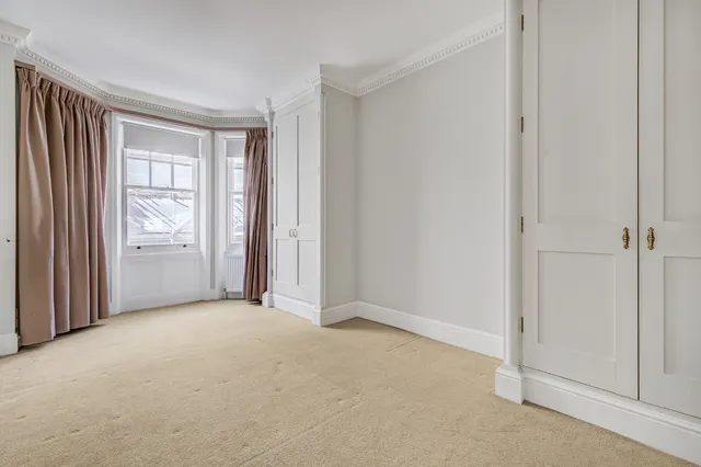 Wynnstay Gardens, Kensington, W8, photo 3
