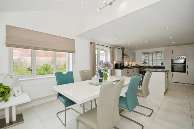 Smythson Street, Chesterfield, S42, photo 2