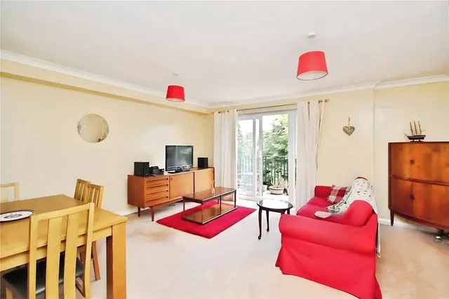 Albury Road, Guildford, GU1, photo 2
