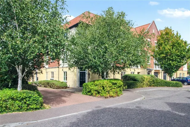 Hamilton Court, Trafalgar Square, Poringland, Norwich, NR14, photo 1