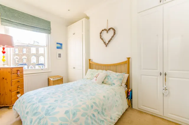 Photo 3 — Flat A, 231 Blackstock Road, London