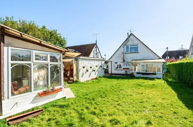 Felpham Way, Bognor Regis, PO22, photo 1
