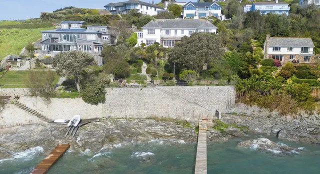 A Prime Waterfront Jewel Where Royalty Once Walked, St. Mawes, photo 1