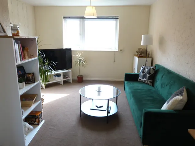 Photo 2 — Wellington Close