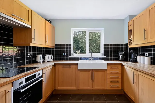 Photo 3 — Campbell Crescent, Bothwell, South Lanarkshire, G71