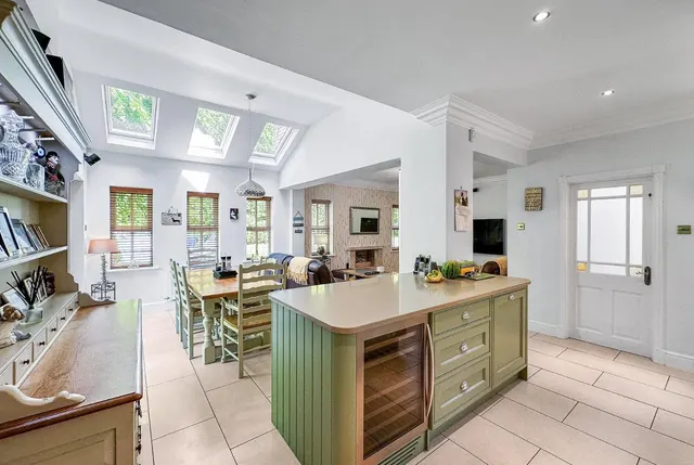 Consort Place, Bowdon, WA14, photo 2