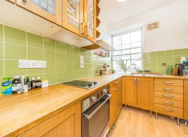 Goulston Street, Aldgate, E1, photo 3