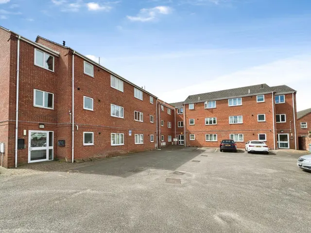 University Court, Grantham, NG31, photo 1