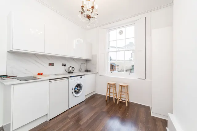 Photo 3 — 80b Delancey Street, London