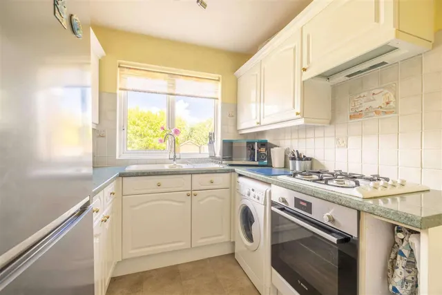 Photo 3 — Longmead, Windsor, SL4 5PZ