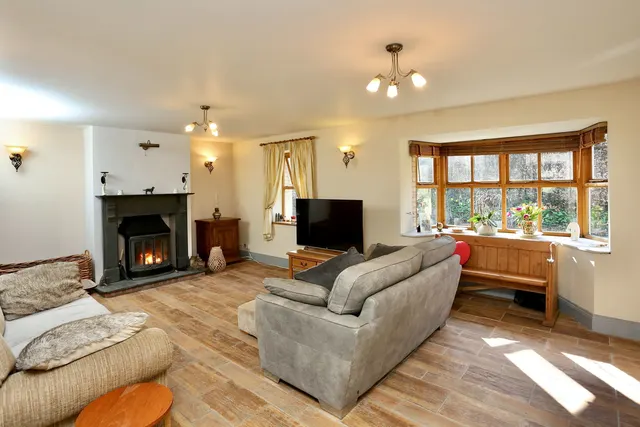 Photo 2 — Lleaud Newydd, Lower Station Road, Clydach, Abergavenny, Monmouthshire, NP7 0LY