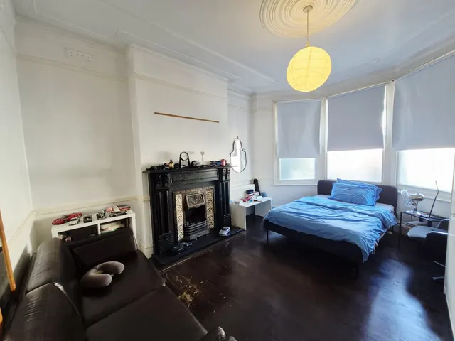 Osborne Road, London, N13, photo 3