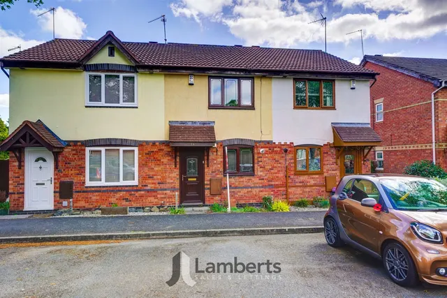 24 Terrys Close, Redditch, photo 1