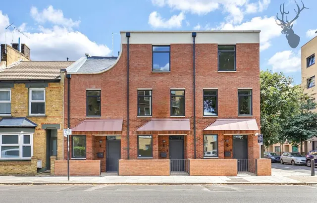 Morris Road, London, E14, photo 1