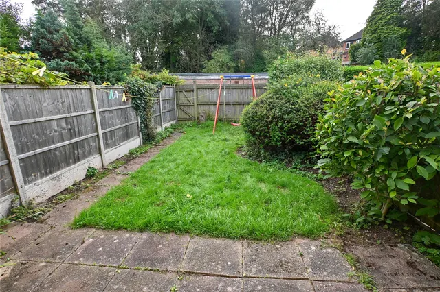 Photo 2 — Winchester Gardens, Northfield, Birmingham, B31 2QB