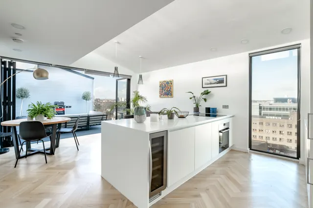 Richmond Road, London, E8, photo 1