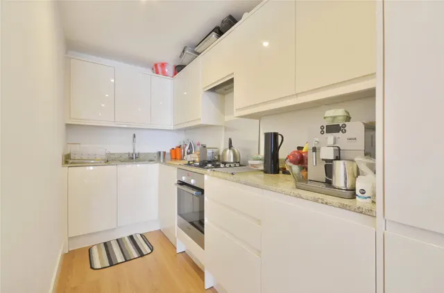 Buckhurst Street, Bethnal Green, E1, photo 2