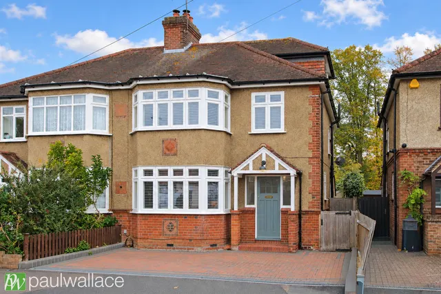 4 bedroom house, Mckenzie Road, Broxbourne, EN10