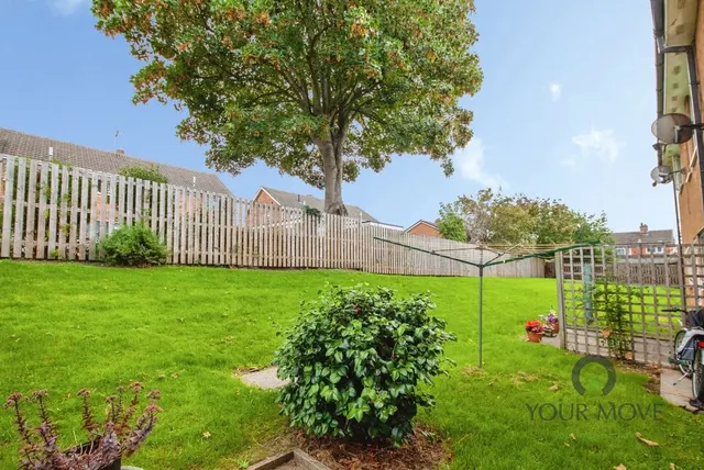 Photo 3 — Winterburn Gardens, Whetstone, Leicestershire, LE8