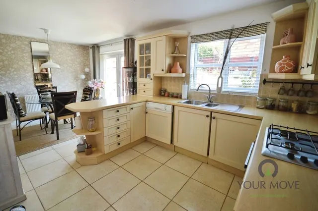 Queen Victoria Drive, Swadlincote, DE11, photo 2