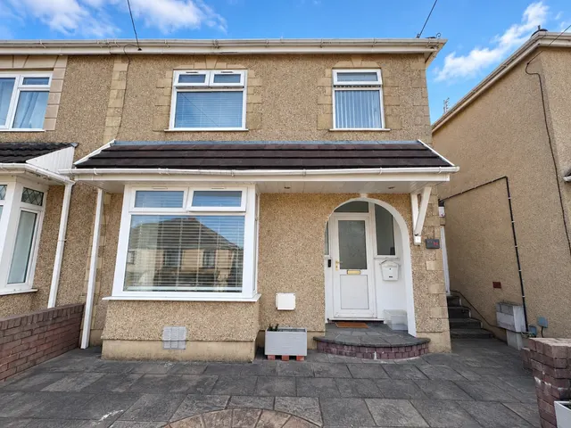 Lydford Avenue, St. Thomas, SA1, photo 2