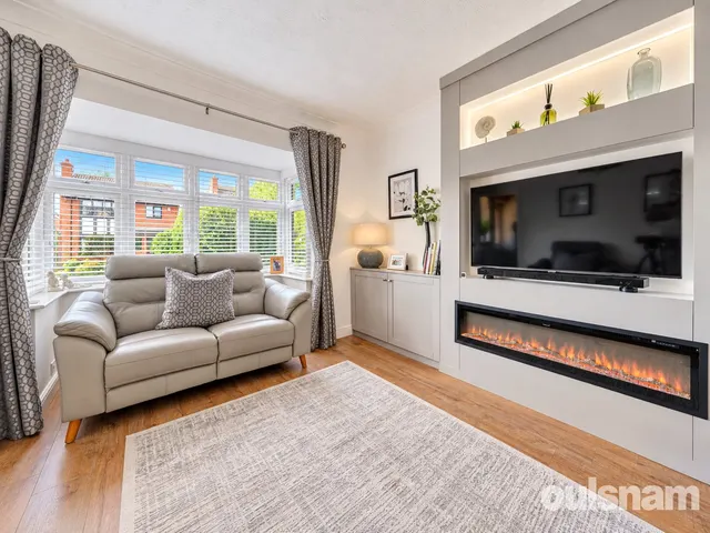 Photo 3 — Dodderhill Road, Droitwich, Worcestershire, WR9 8QN