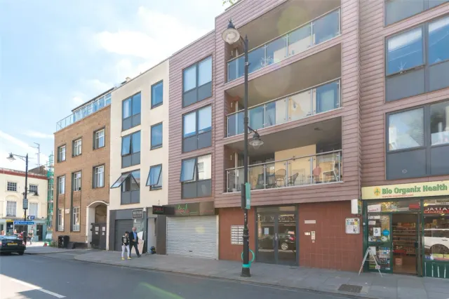 1 bedroom flat, Drummond Street, London, NW1