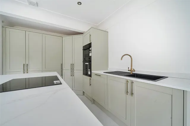 Low Wood Grove, Wirral, CH61, photo 3