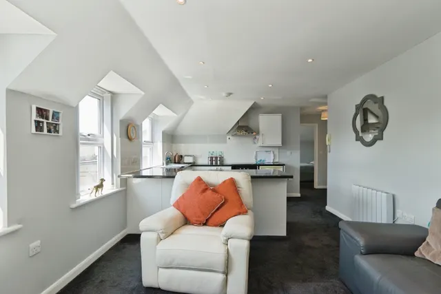 Watling Street, Dartford, DA2, photo 2
