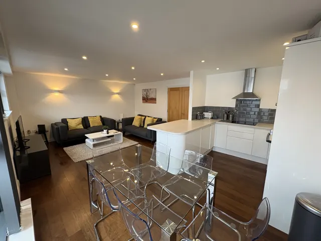 Deanery Road, BS1, photo 2