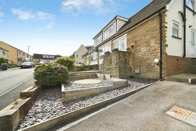 Photo 2 — Westfell Way, Keighley