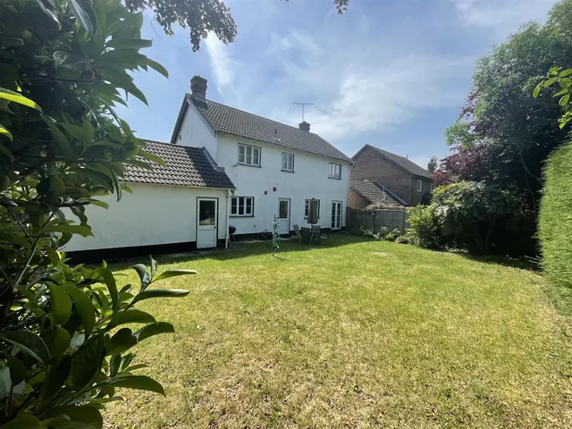 Carisbrooke Park, Leicester, LE2, photo 1