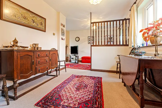 Carisbrooke Park, Leicester, LE2, photo 3