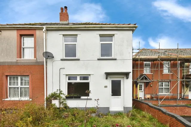 Maengwynne, Llanelli, SA15, photo 1