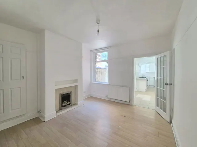 Randolph Road, Derby, DE23, photo 2