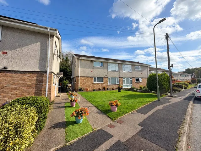 Gwaun Hyfryd CAERPHILLY, CF83, photo 1