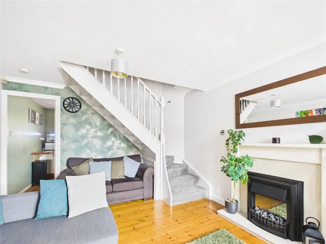 Long Beach Road, Longwell Green, BS30, photo 3
