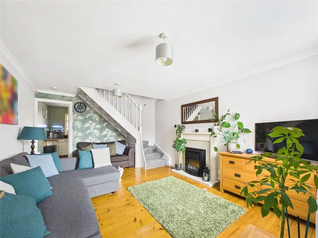 Long Beach Road, Longwell Green, BS30, photo 2