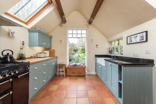 Station Road, Fladbury, WR10, photo 2