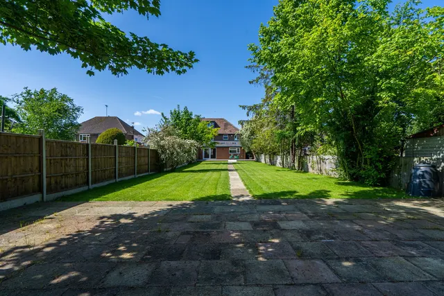 Lancot Drive, Dunstable, LU6, photo 3