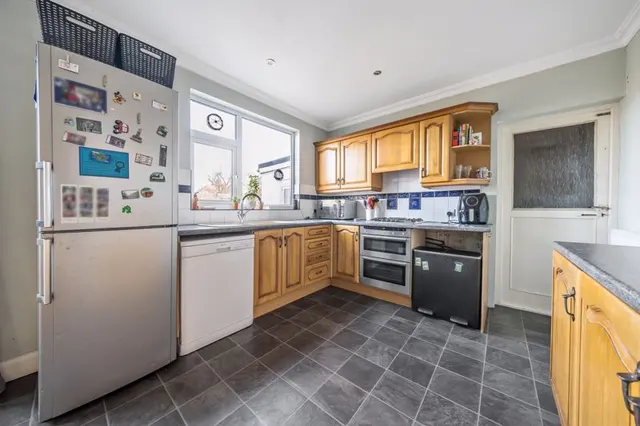 Photo 3 — Cradley Road, 13 Cradley Road New Eltham New Eltham, London, Greater London, SE92HD